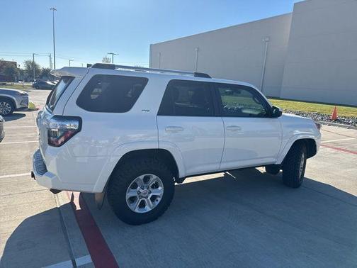 2020 Toyota 4Runner SR5