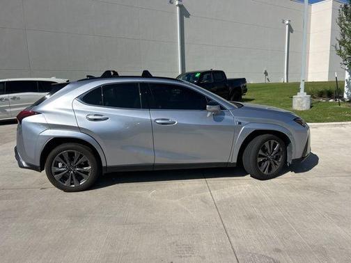 2025 Lexus UX 300h 300H