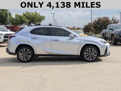 2025 Lexus UX 300h 300H