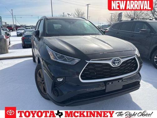 2023 Toyota Highlander Hybrid XLE