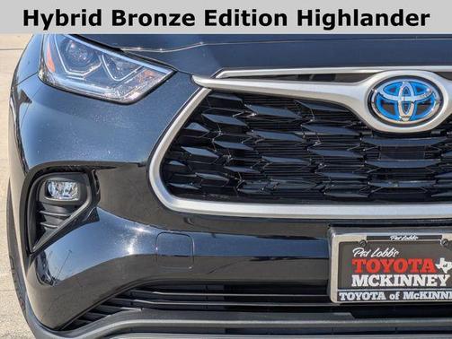2023 Toyota Highlander Hybrid XLE