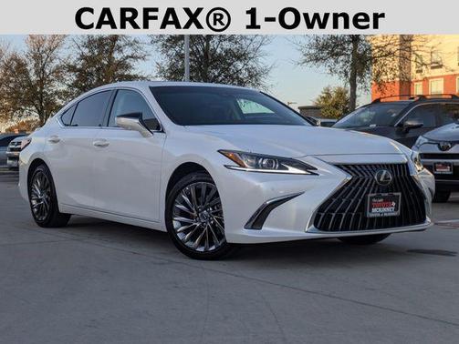 2025 Lexus ES 300h Luxury