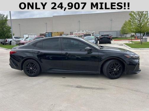 Midnight Black Metallic 2025 Toyota Camry SE