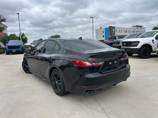 Midnight Black Metallic 2025 Toyota Camry SE