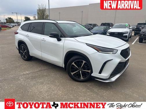 2022 Toyota Highlander XSE