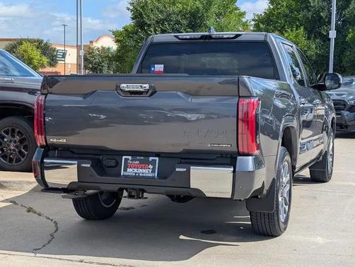 2025 Toyota Tundra Hybrid 1794 Edition