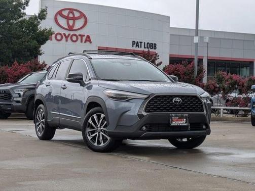 2025 Toyota Corolla Cross XLE