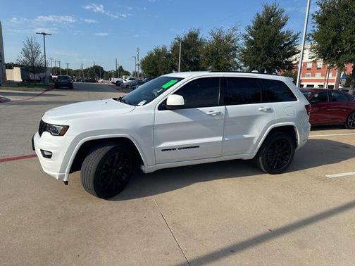 2020 Jeep Grand Cherokee Altitude