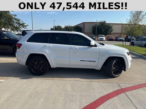 2020 Jeep Grand Cherokee Altitude