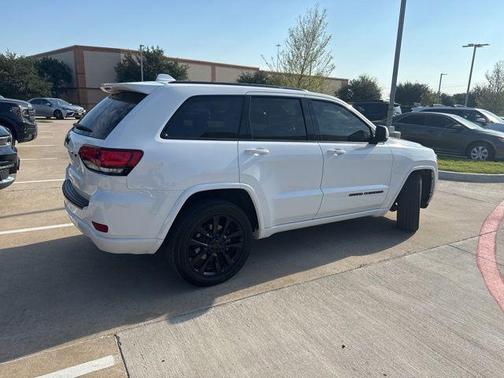2020 Jeep Grand Cherokee Altitude