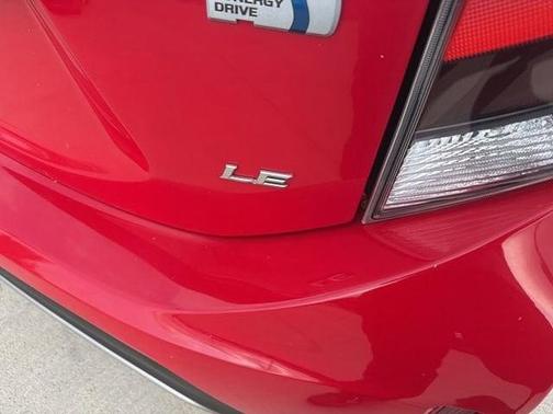 2019 Toyota Prius c LE