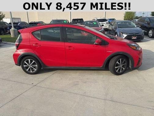 2019 Toyota Prius c LE