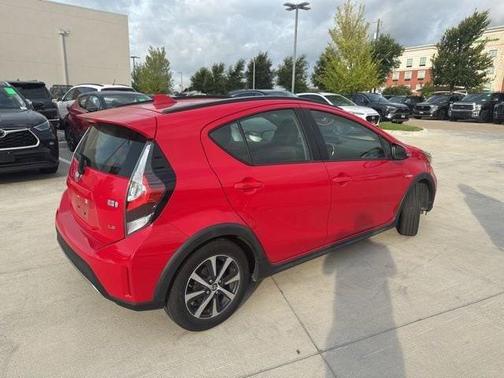 2019 Toyota Prius c LE