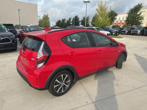2019 Toyota Prius c LE