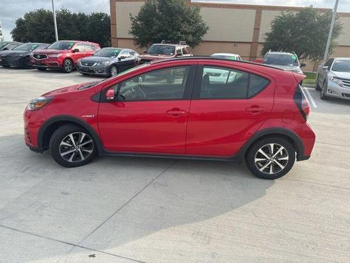 2019 Toyota Prius c LE