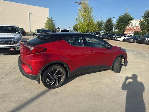 2022 Toyota C-HR Limited