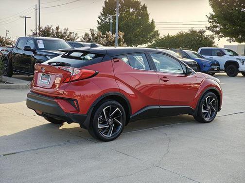 2022 Toyota C-HR Limited