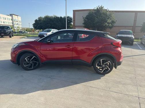 2022 Toyota C-HR Limited