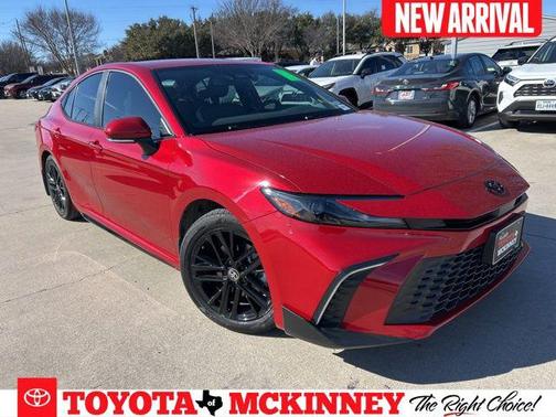 2025 Toyota Camry SE