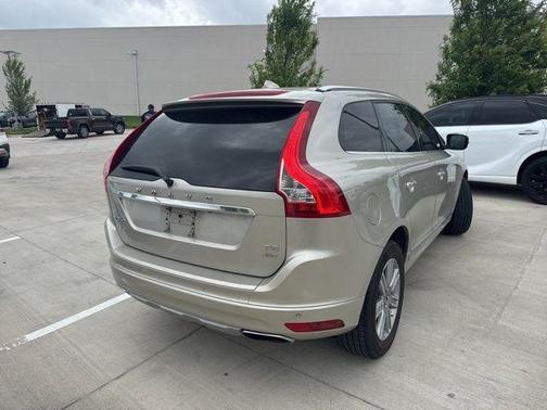 2017 Volvo XC60 T5 Inscription
