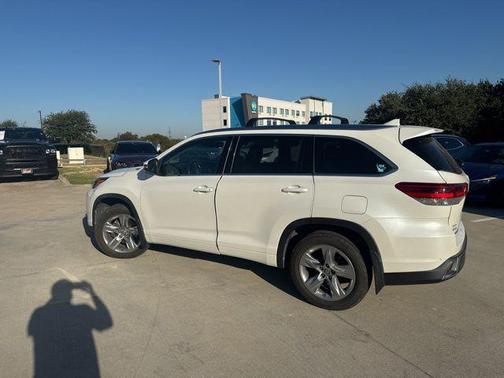2019 Toyota Highlander Limited