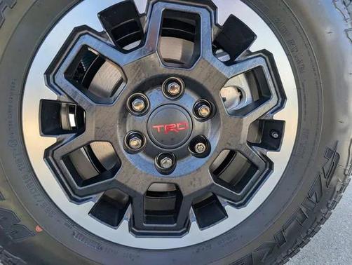 2025 Toyota 4Runner TRD Off Road