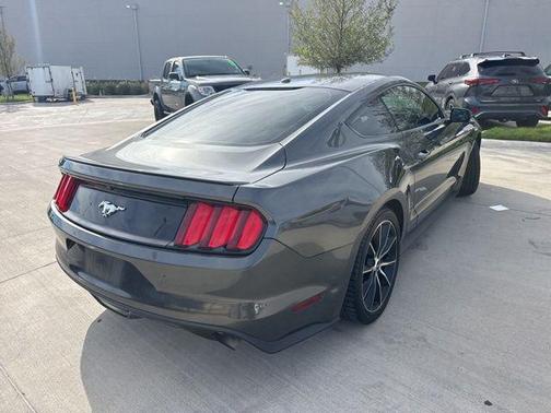 2017 Ford Mustang EcoBoost Premium