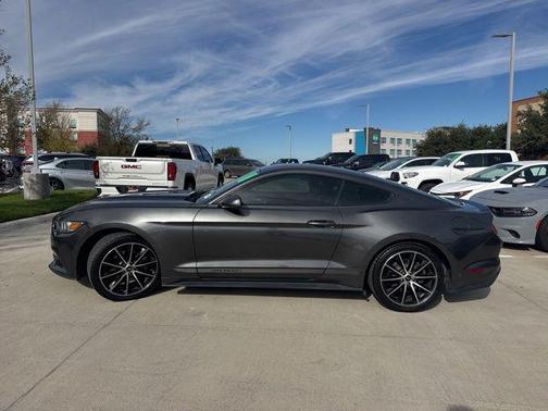2017 Ford Mustang EcoBoost Premium