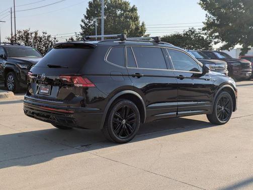 2022 Volkswagen Tiguan 2.0T SE R-Line Black 4MOTION