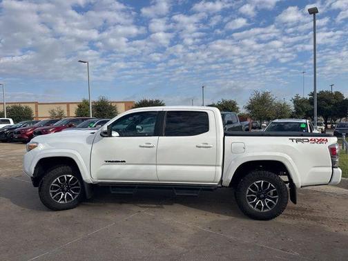 2020 Toyota Tacoma TRD Sport