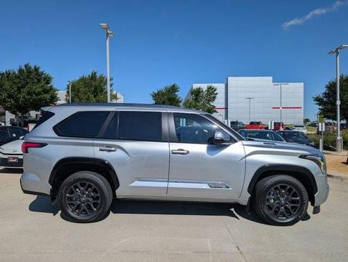 2025 Toyota Sequoia Platinum