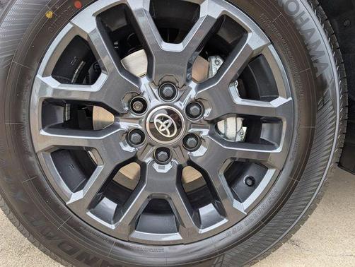 2025 Toyota Sequoia Platinum
