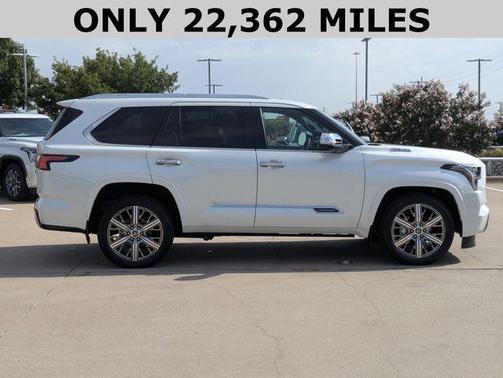 2023 Toyota Sequoia Capstone