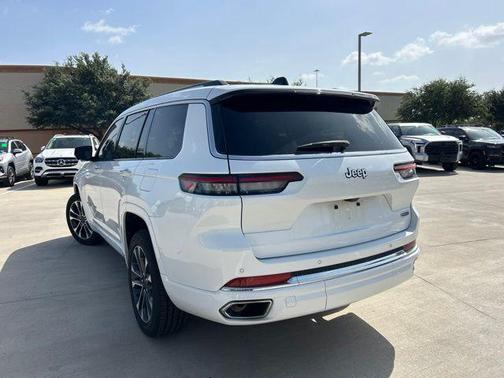 Bright White Clearcoat 2023 Jeep Grand Cherokee L Overland