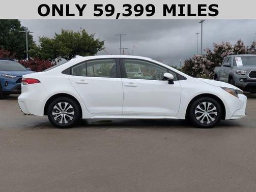 2022 Toyota Corolla Hybrid LE