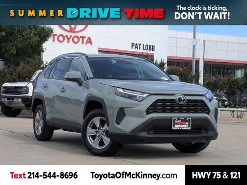 2023 Toyota RAV4 XLE