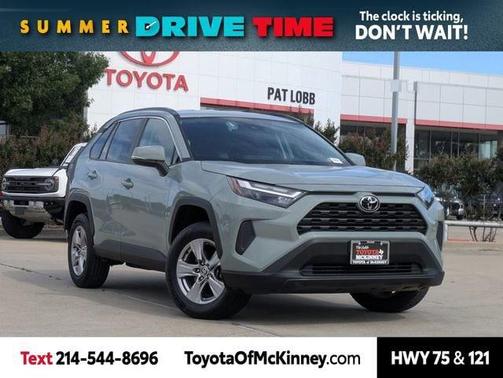 2023 Toyota RAV4 XLE