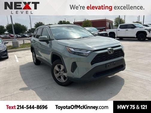 2023 Toyota RAV4 XLE