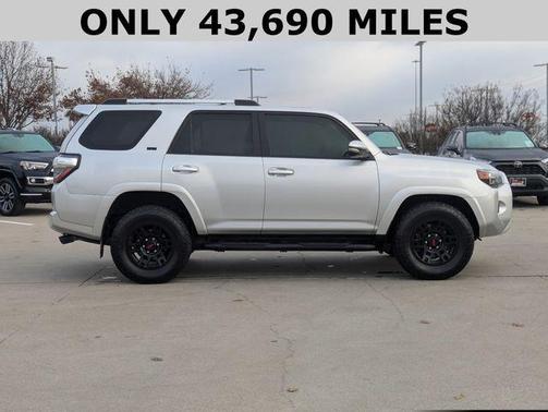 2023 Toyota 4Runner SR5 Premium