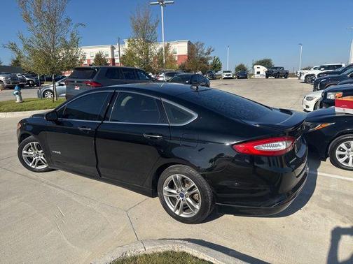 2016 Ford Fusion Hybrid Titanium
