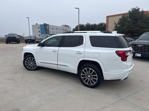 2021 GMC Acadia Denali
