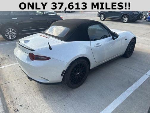 2023 Mazda MX-5 Miata Club