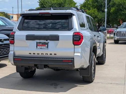 2025 Toyota 4Runner SR5