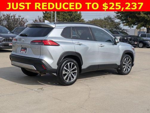 2023 Toyota Corolla Cross XLE