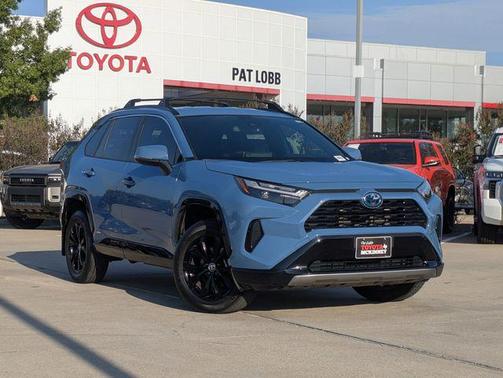 2024 Toyota RAV4 Hybrid SE