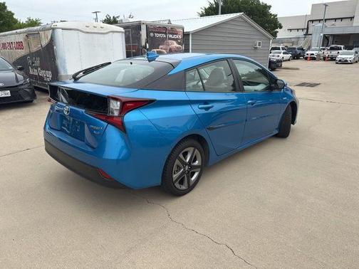 2021 Toyota Prius XLE