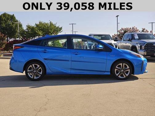 2021 Toyota Prius XLE