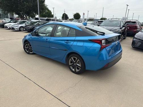 2021 Toyota Prius XLE