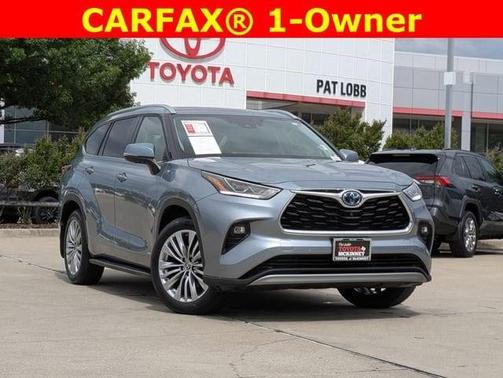 2023 Toyota Highlander Hybrid Platinum