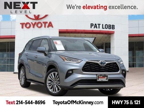 2023 Toyota Highlander Hybrid Platinum